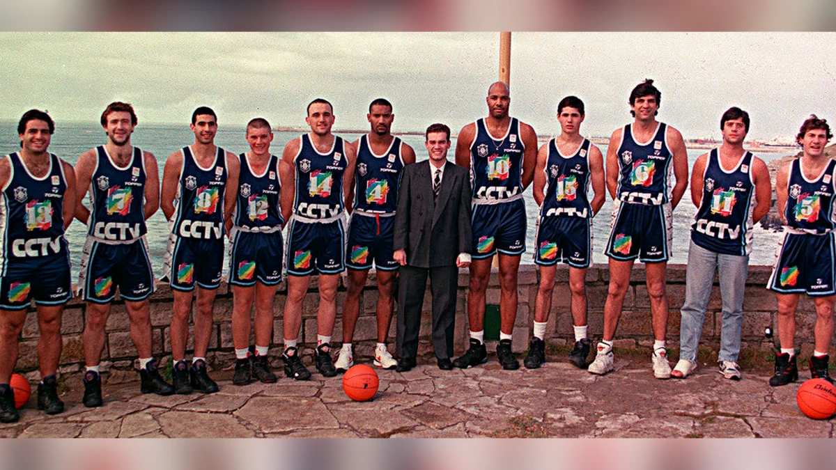Néstor García y Peñarol de Mar del Plata en su primera coronación | Foto: Archivo Asociación de Clubes&nbsp;