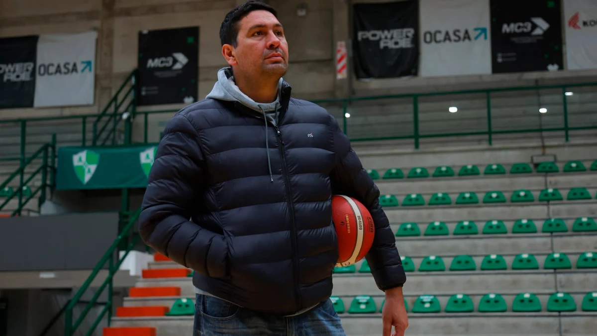 “Leo” fue el maximo ganador de la historia de la Liga Nacional y asume un nuevio compromiso como entrenador de Atenas en su segunda experiencia en LNB | Foto: Prensa Atenas de Córdoba