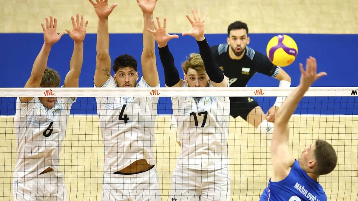 Foto: VNL. El equipo argentino no pudo ajustar su bloqueo en el debut y esa fue una de las razoines de su derrota