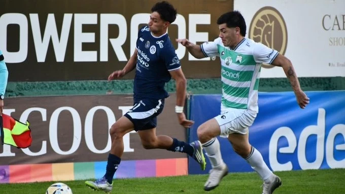 Ferro venció a Acassuso y sigue cerca del líder Morón en la Primera Nacional. Foto: @AcassusoOficial&nbsp;