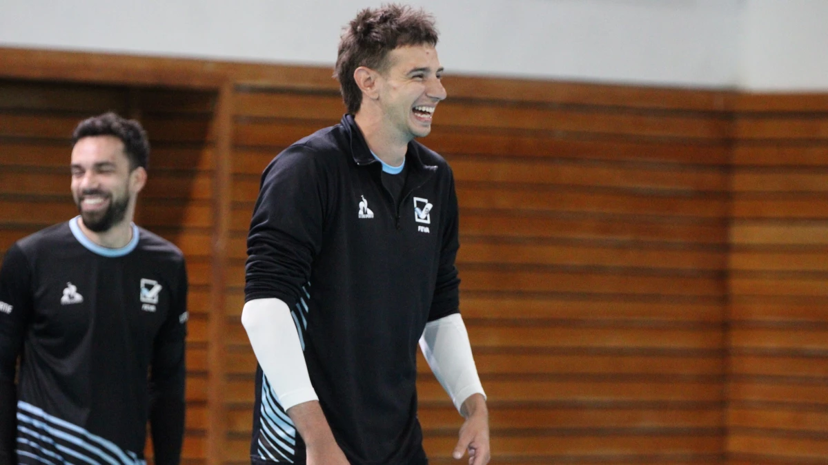 Foto: FEVA. Agustín Loser se sumó a la selección de voley que la semana &nbsp;que viene arranca la gira por Polonia y Japón&nbsp;
