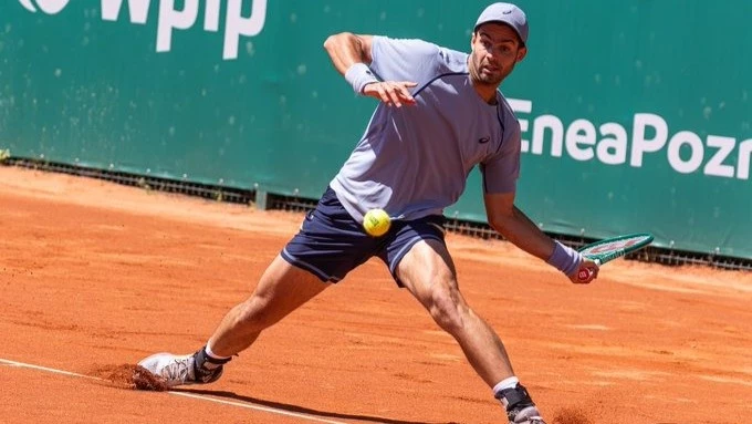 Facundo Díaz Acosta se instaló en los cuartos de final del Challenger de Poznan. Foto: @poznaopen