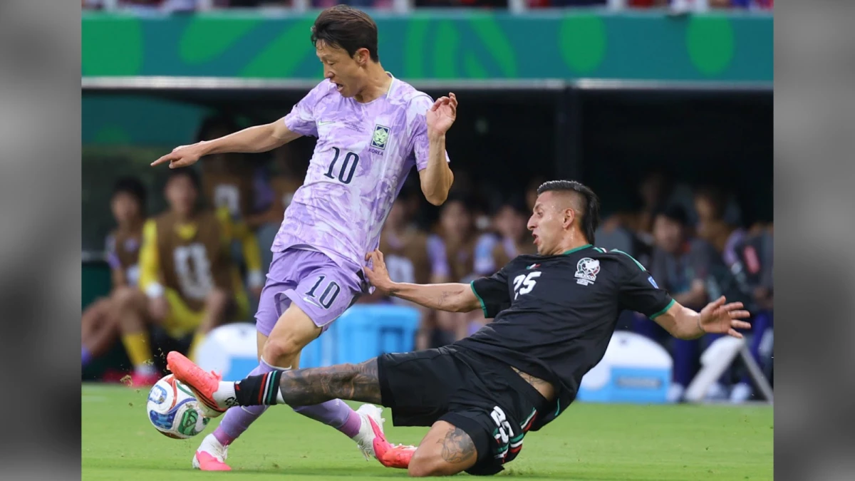Foto: Lee Jae Sung (10) no puede superar la marca del mexicano Roberto Alvarado (25).