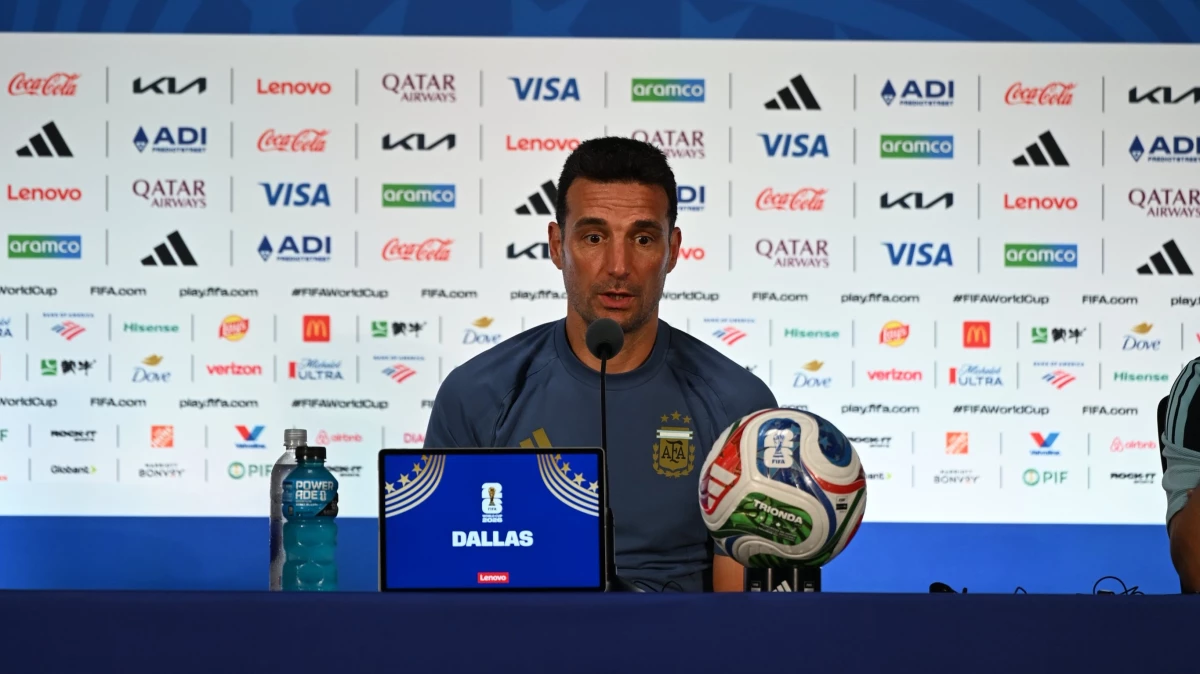 Lionel Scaloni alcanzará ante Cabo Verde los 100 partidos al frente de la Selección.