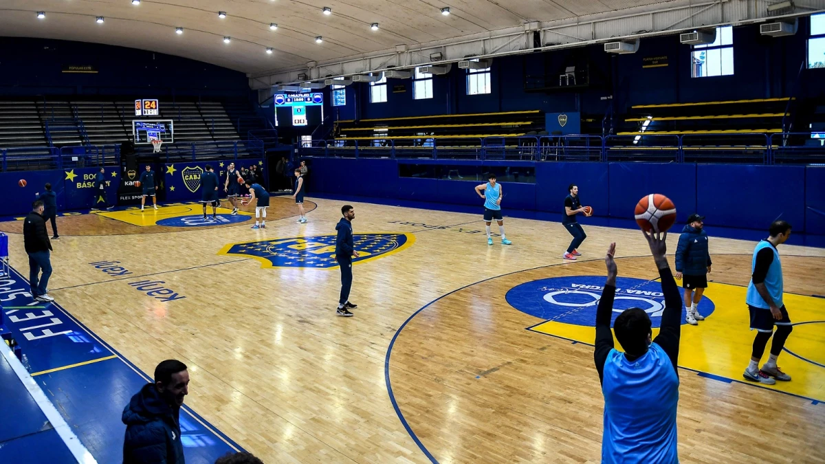 Argentina se entreno en la Bombonerita de car a la Tercera Ventana de Clasificatorios FIBA.Foto de Cris Sille (RTA).