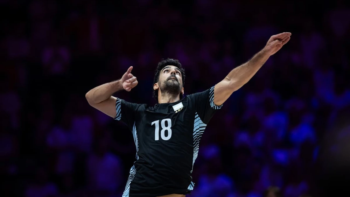 Foto: VNL. El central argentino Martín Ramos anotó el punto 50 del set récord de torneos de naciones de la FIVB&nbsp;