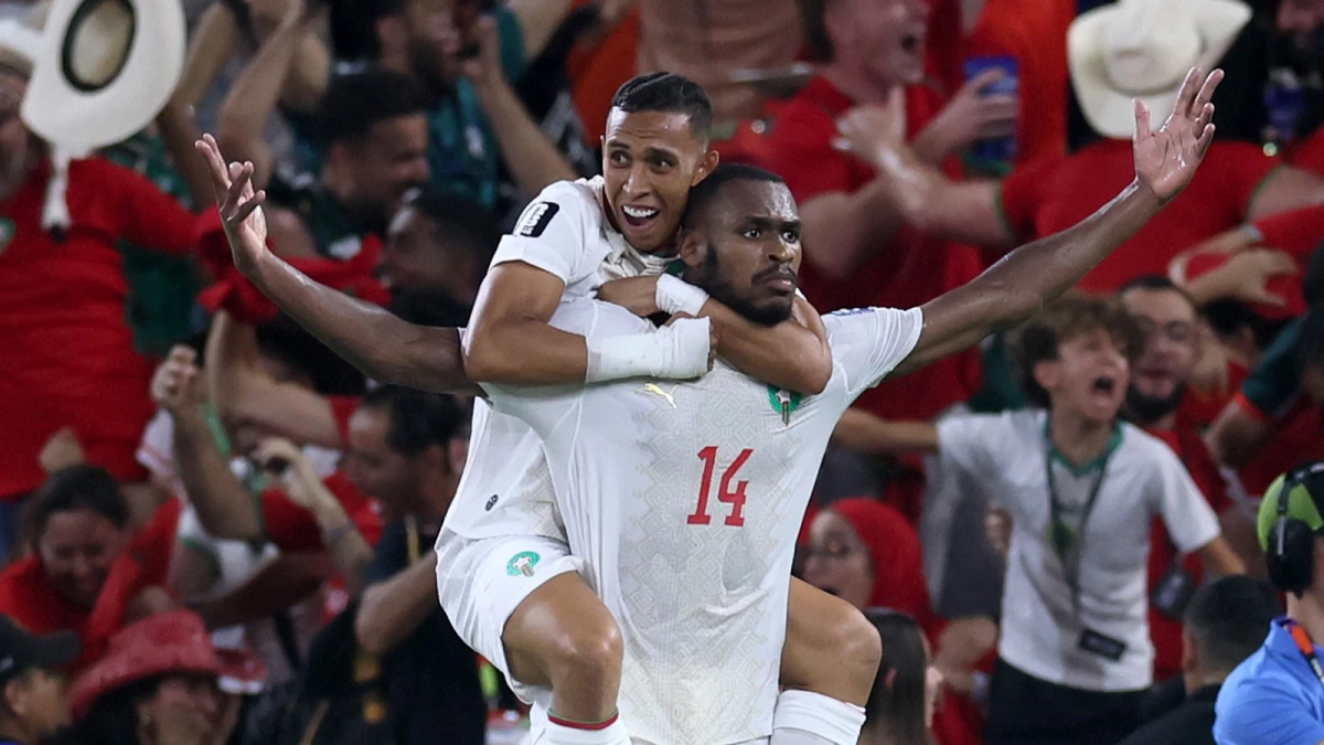 Foto: Issa Diop (14) celebra su gol, el del empate de Marruecos.