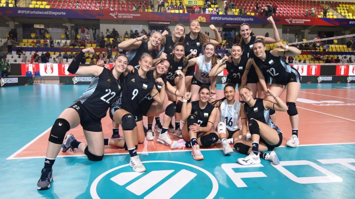 Foto: FEVA. Las chicas jugaron tres partidos en Lima por la Copa Andina y ganaron los primeros dos encuentros contra Perú.&nbsp;