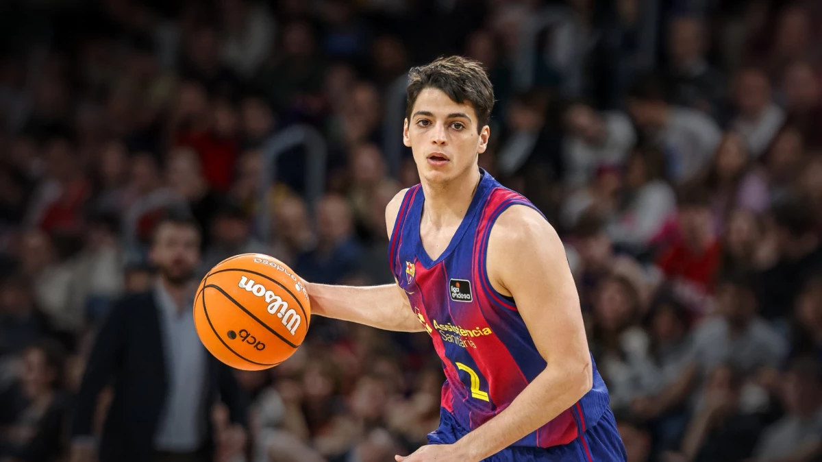 Foto: Marcos se incorporó al Murcia, firmando hasta junio de 2028.