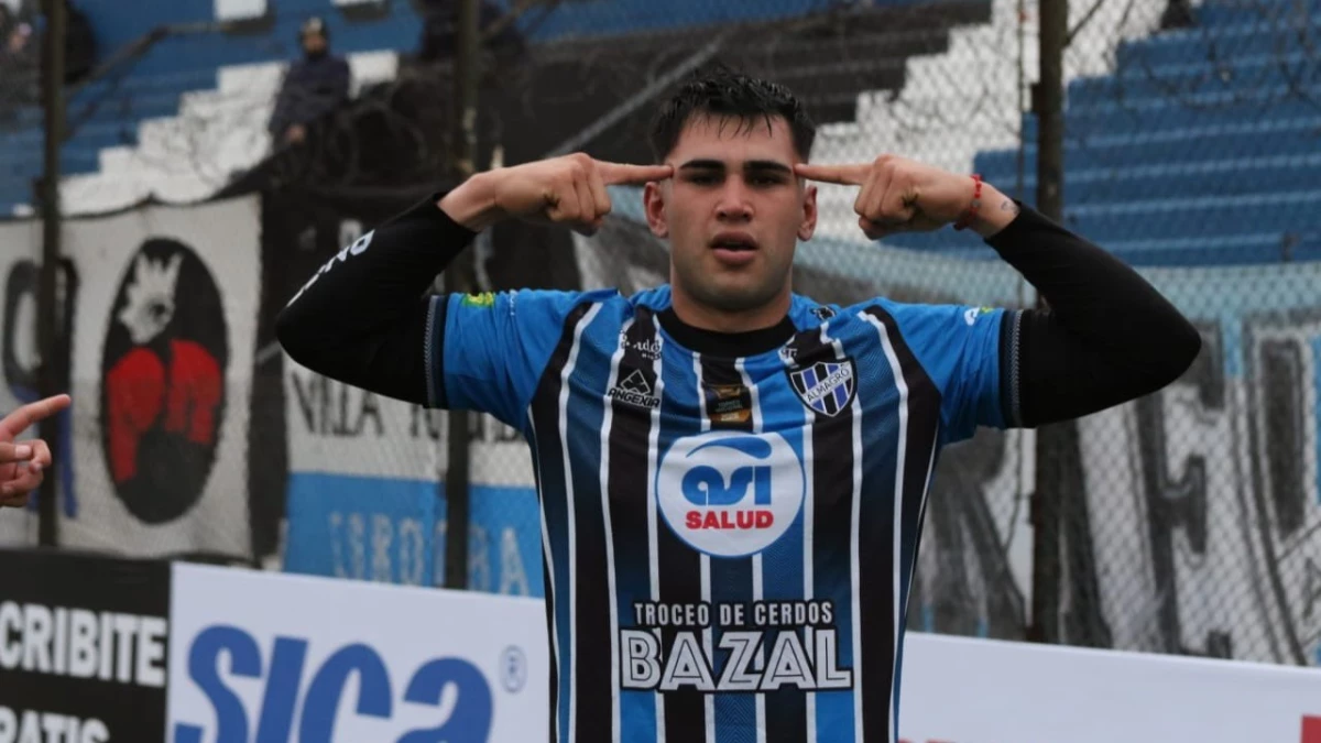 Foto:@almagroficial. El juvenil Dornell marcó en la victoria del Tricolor en José Ingenieros