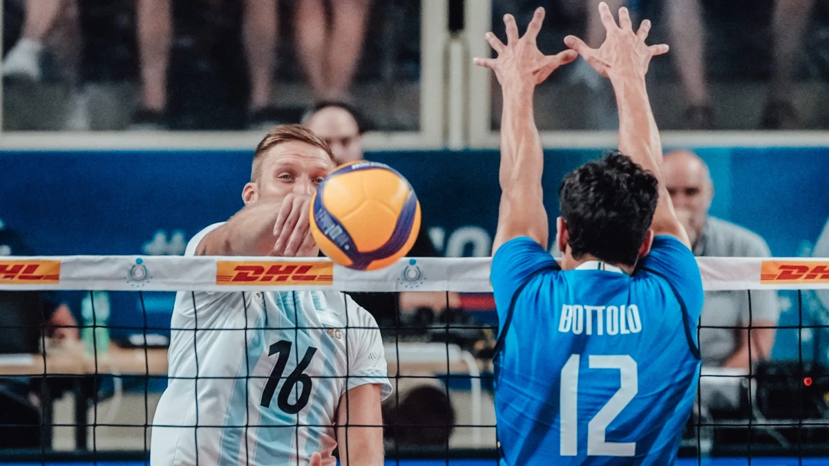 Foto: Feva. El opuesto Pablo Kukartsev anotó 12 puntos en el amistoso ante Italia y afina la punteria para la recta final&nbsp;