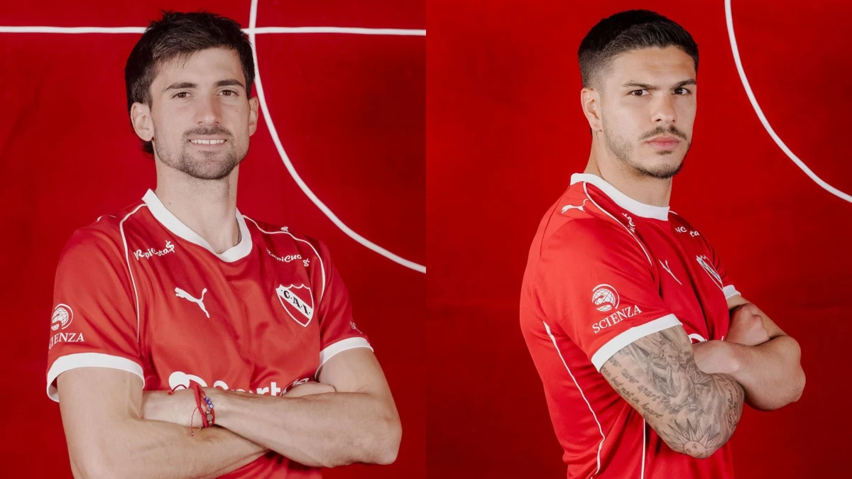 Foto:@Independiente. El delantero Pussetto y el mediocampista Fernández Cedrés no seguirán en el Rojo. El DT Quinteros los bajo a Reserva