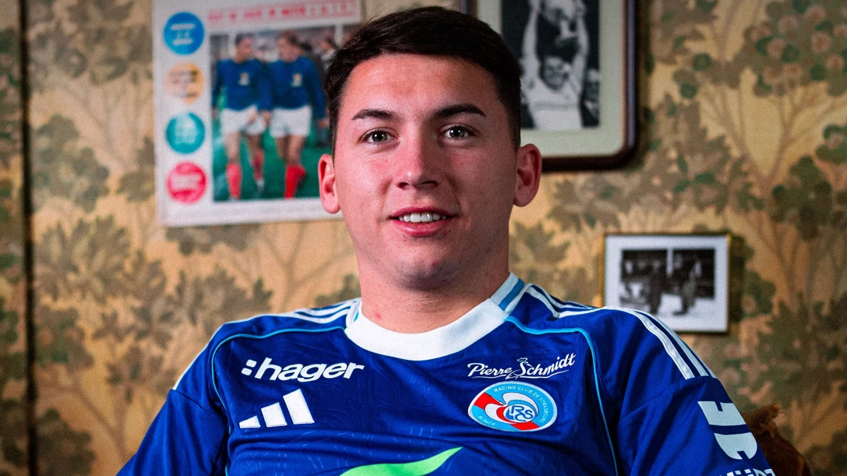 Foto:@RCSA_En. El argentino Del Blanco ya firmó contrato hasta 2031 y será jugador del Racing de Estrasburgo