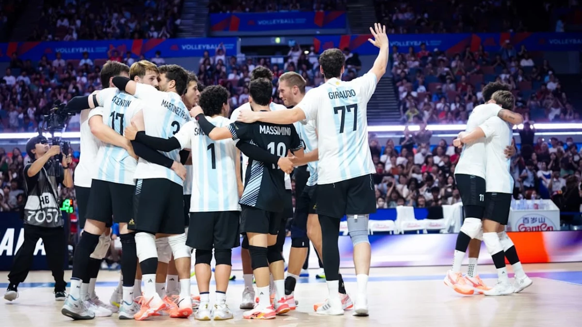 Foto: VNL. Argentina estaba jugando mal ante Canadá pero lo dio vuelta y ganó 3-2, ahora va por Cuba.