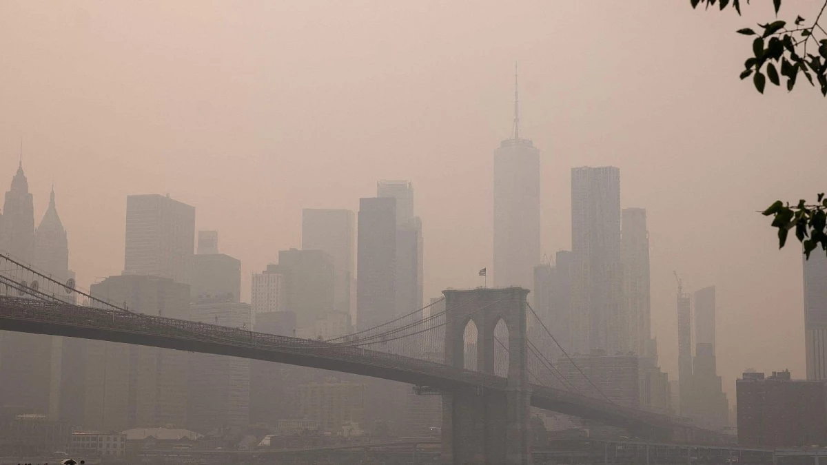Imagen de la ciudad de Nueva York, afectada por el humo proveniente de los incendios forestales en Canadá.