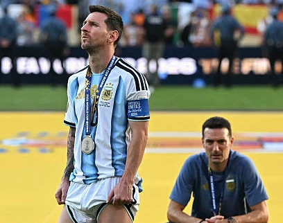 Foto: Messi y el autor de la Scaloneta sufrieron el final con derrota.