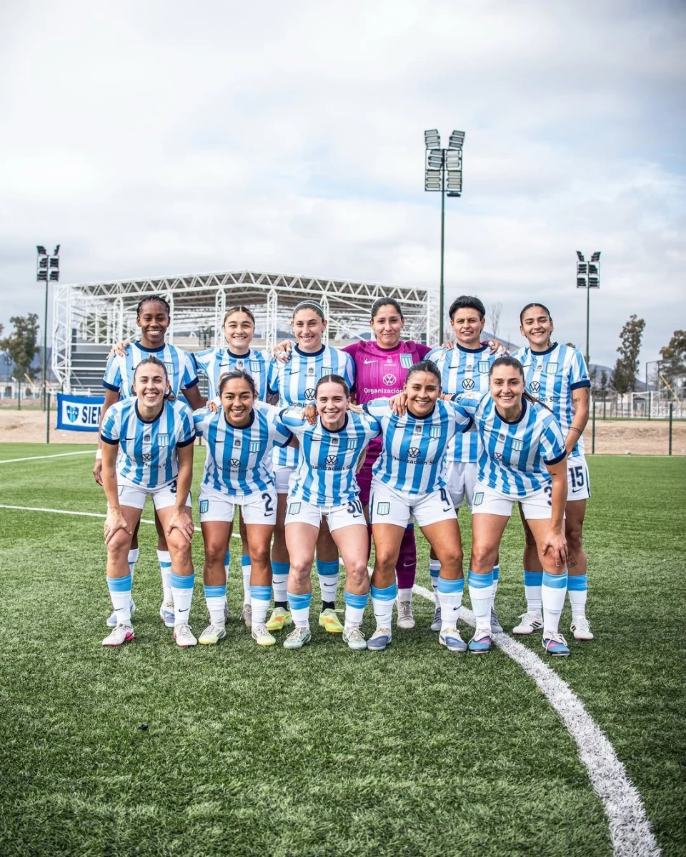Foto:@RacingClub. El equipo de la Academia campeón reunió 38 puntos