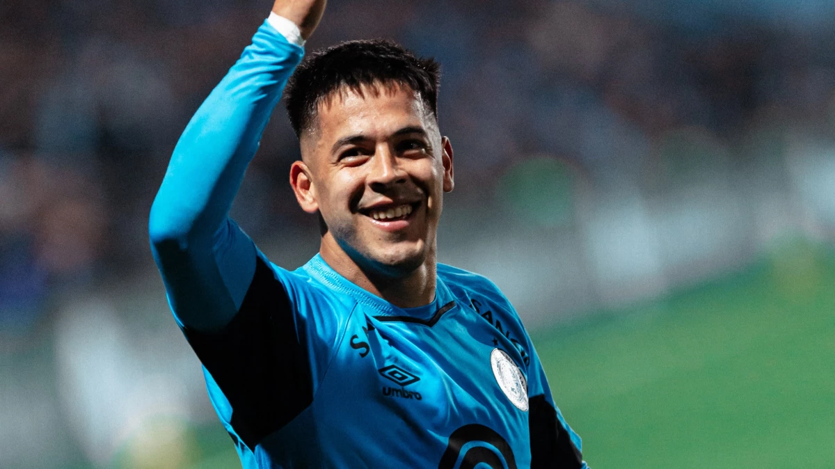 FotoX@Belgrano. Uniota fernández celebra el primer gol de Belgrano