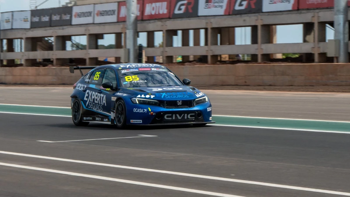 Foto del TCR South America de Tiago Pernía.