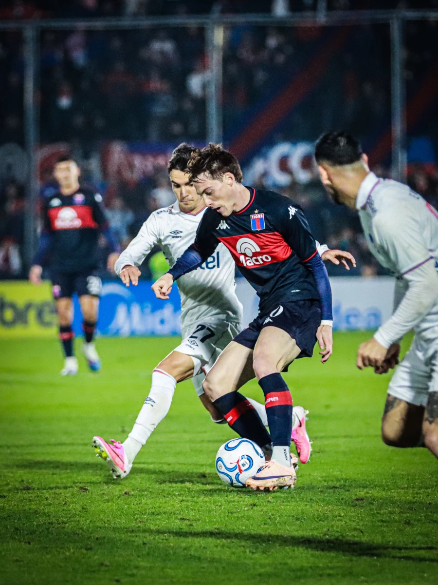 Foto:@Nacional. El equipo uruguayo tuvo un gran primer tiempo y luego no pudo sostener el envión