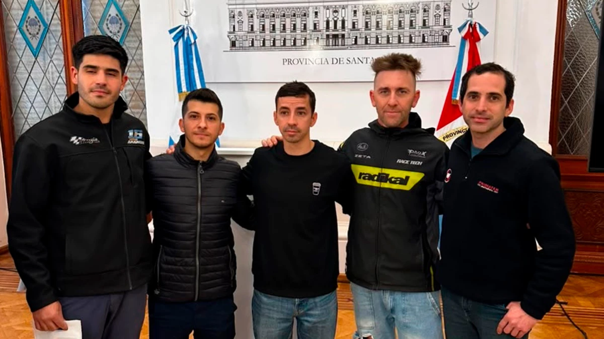 Los pilotos argentinos Santiago Arangio, Juan José Coduri, Matías Frey, Marcos Capitani y Damián Sosa | Foto: Prensa  Jorge Piccolo