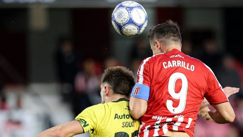 Foto:@EdelpOficial. Imagen del primer gol conseguido por Guido Carrillo