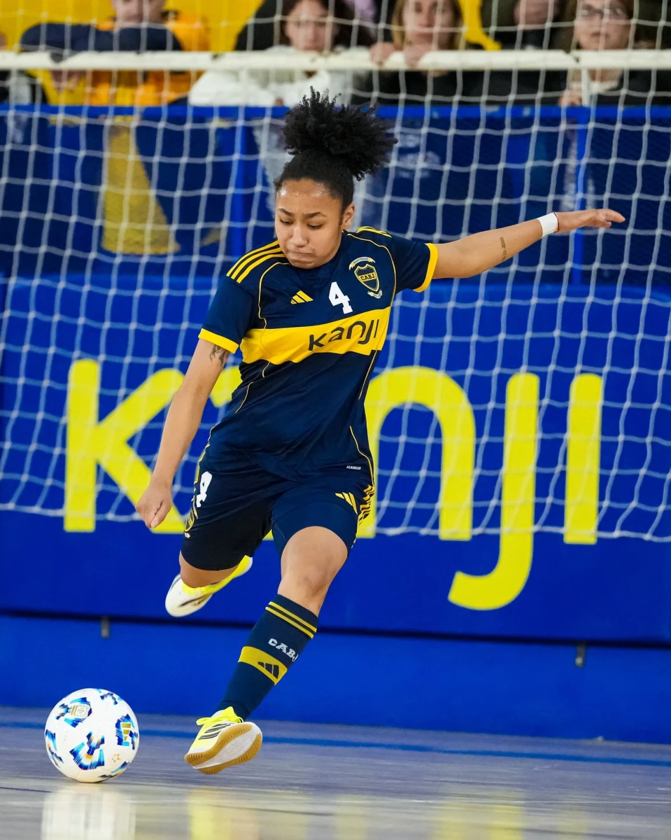Foto:@BocaFutsal. La colombiana Mosquera fue una de las artífices del triunfo del Xeneize
