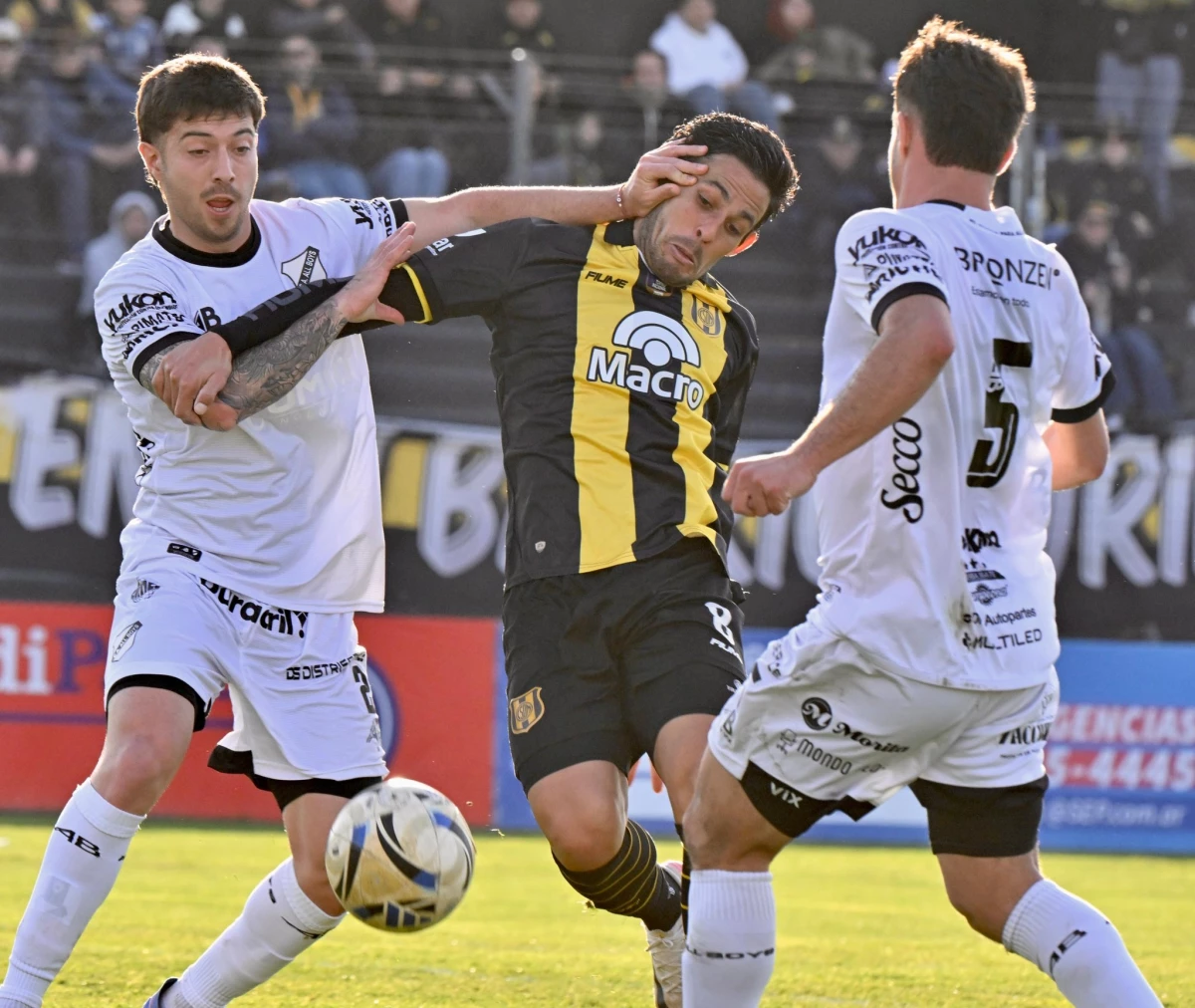 Foto: Deportivo Madryn venció a All Boys en el Sur y se metió en Zona de Reducido.