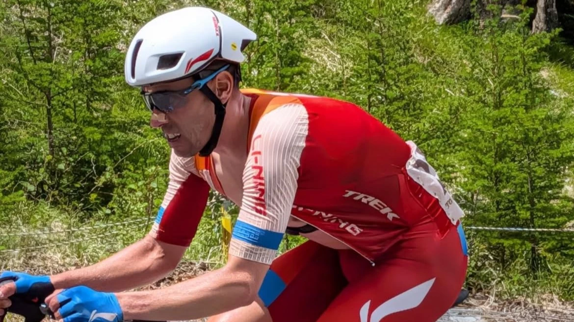 Foto:IG de Sepúlveda. El ciclista argentino se mantiene en el lote de los 10 primeros en China