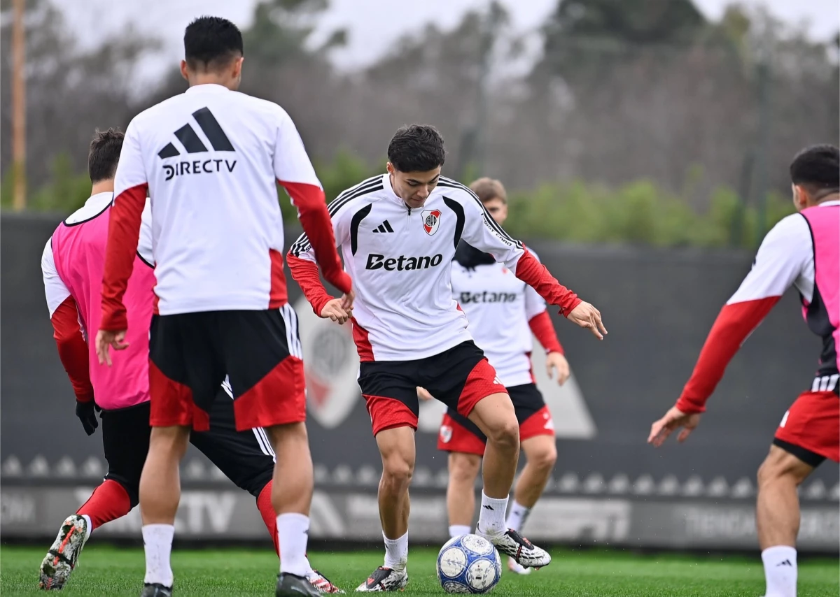 Foto: River. Tobías Andrada sigue sumando entrenamientos y el sábadio debuta contra Tigre.
