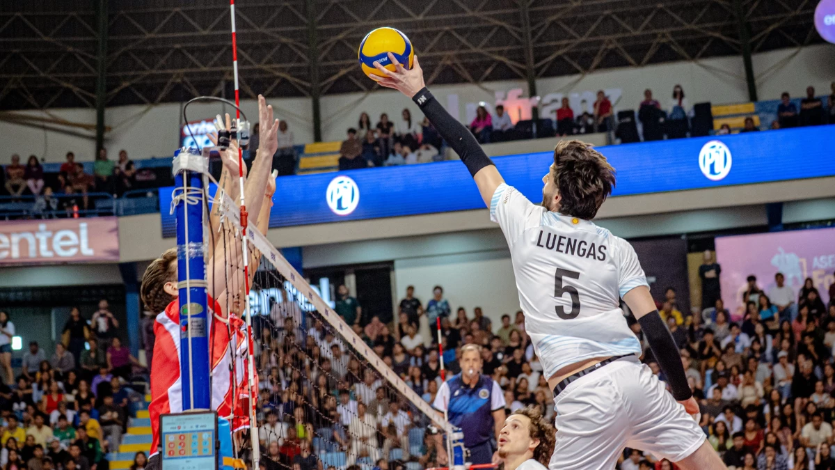 Foto: FEVA. Nacho Luengas fue el máximo anotador de Argentina con 17 puntos en el 3-1 trabajado ante Perú.&nbsp;