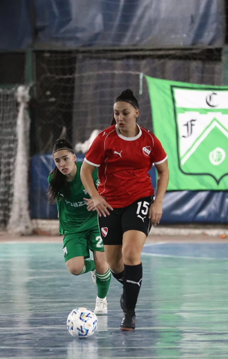 Foto:@futsalcaifem. Independiente igualó 1-1 con Ferro