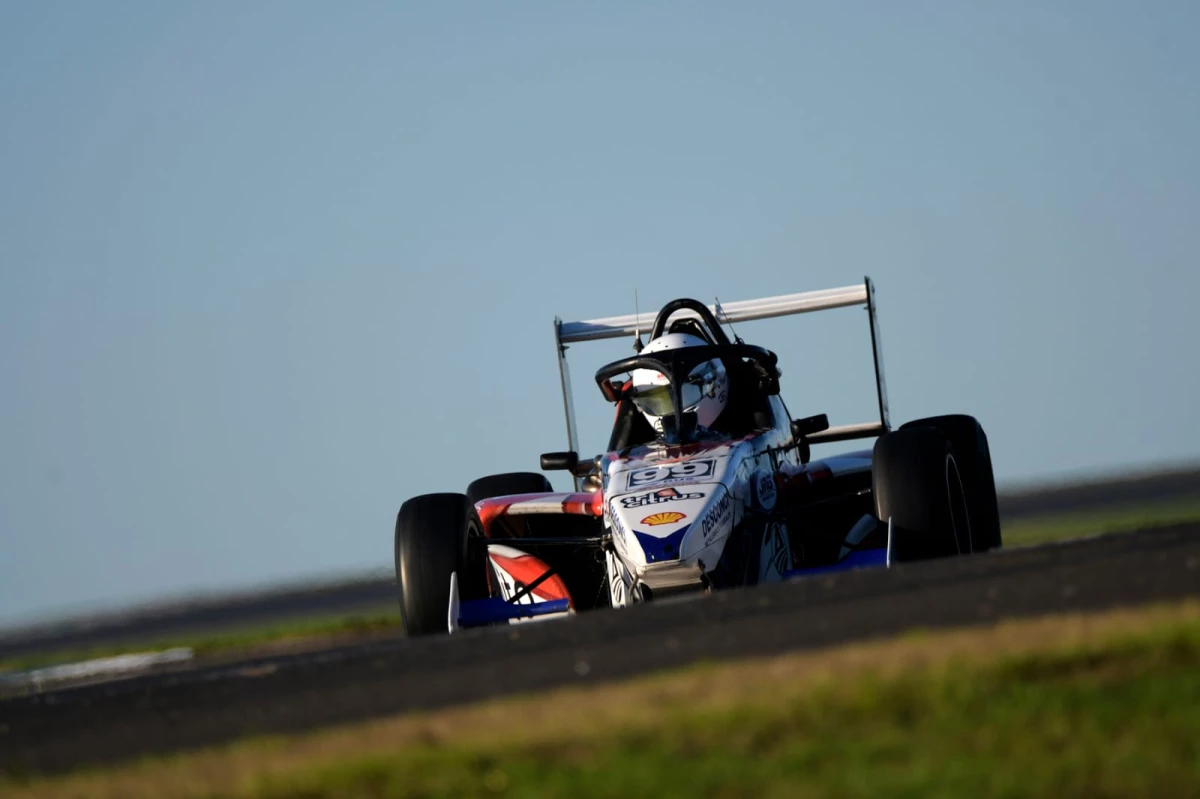 Juan Pablo Leonardelli fue el ganador en la Fórmula 2 Argentina. Foto: prensa ACTC