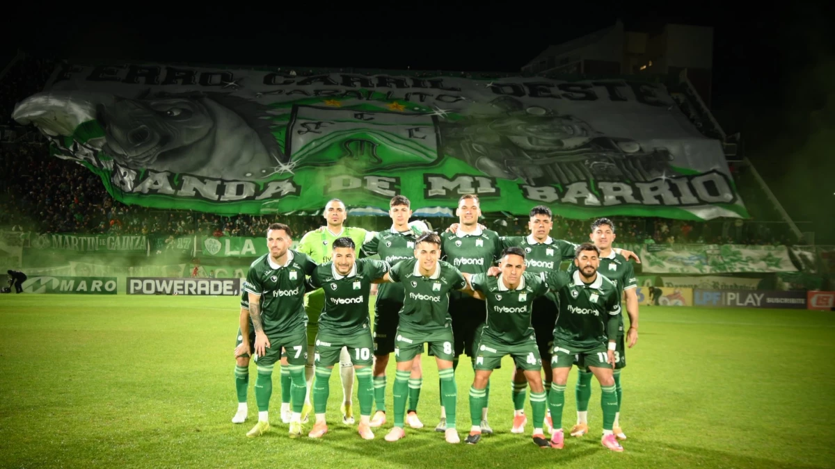 Foto:@FerroOficial. El equipo de Caballito se impuso por 1-0, con gol de penal (discutible sanción) de Emanuel Dening