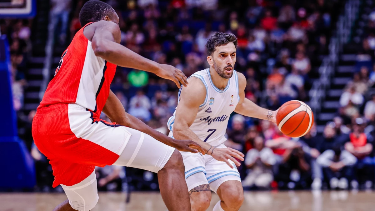 Foto:@cabboficial. La conducción de Campazzo estuvo lejos de brillar. Apenas anotó 3 puntos y no marcó tiros de cancha (0-7)