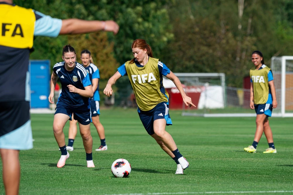 Foto: Prensa AFA. La Selección Argentina Sub 20 femenina prepara el debut mundialista ante Polonia en Katowice