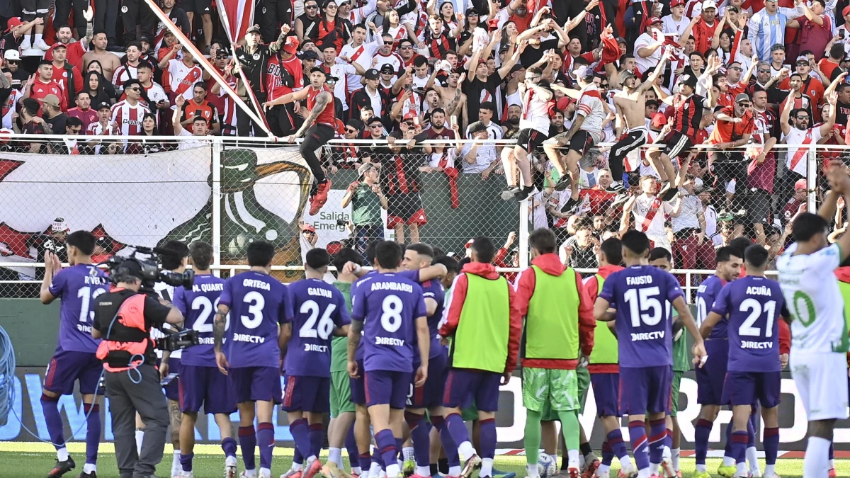 Foto: River. Los hinchas de River que fueron de visita a Banfiels, también podrán ir a Atlético Tucumán en dos fechas.