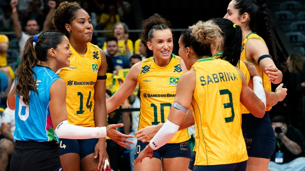 Foto: CSV. Las chicas de Brasil arrancaron sin problemas y por ser las 2das del ranking mundial son las máximas favoritas