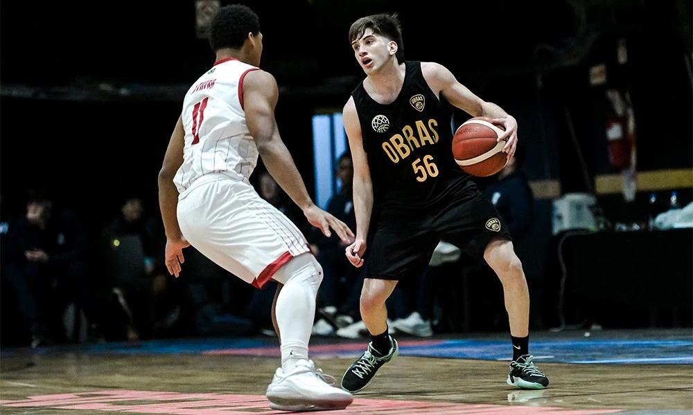 Foto: Prensa Obras. La figura del quinteto argentino, Luka García, fue incluido en el equipo titular del torneo continental
