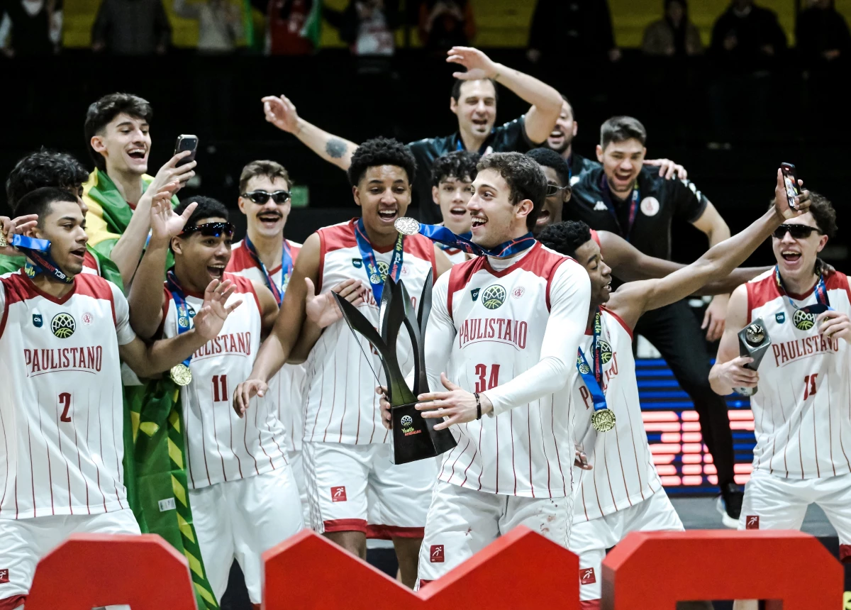 Foto:@BCLAmericas. Paulistano festeja el título de campeón en el Templo del Rock