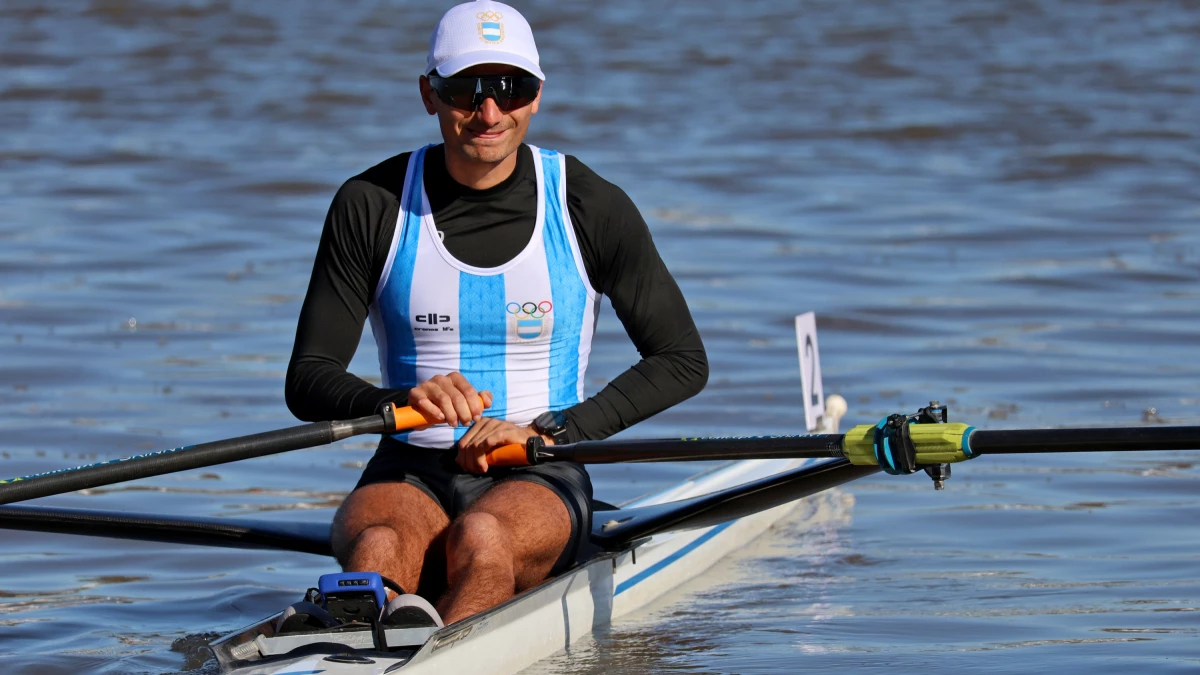 Santiago Menin competirá este miércoles en la final del Individual peso ligero de remo en la Laguna Setúbal. (Foto: Prensa Santa Fe 2026)