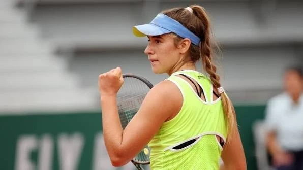 Foto: la marplatense Solana Sierra avanzó a los octavos de final del WTA 250 de San Pablo