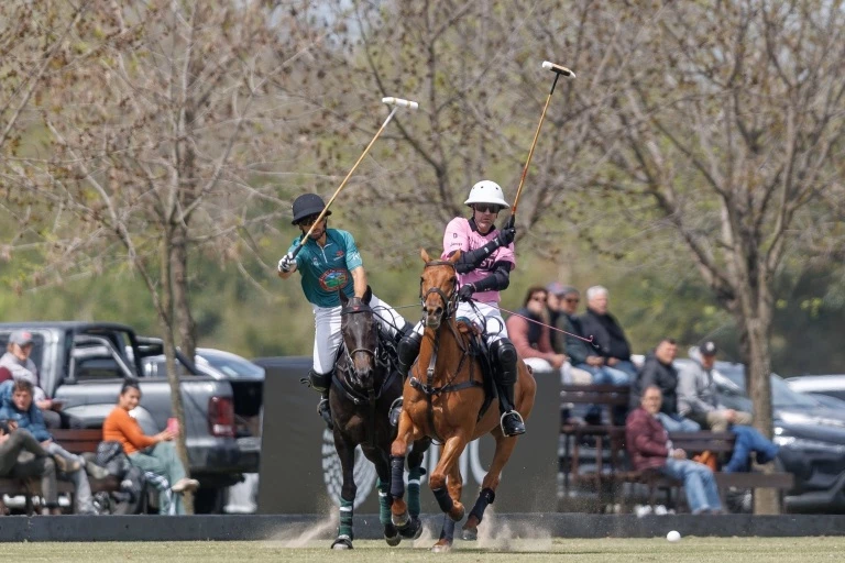 Foto: Prensa AAPolo (Matías Callejo). Ellerstina Indios Chapaleufú avanzó a semifinales en Hurlingham