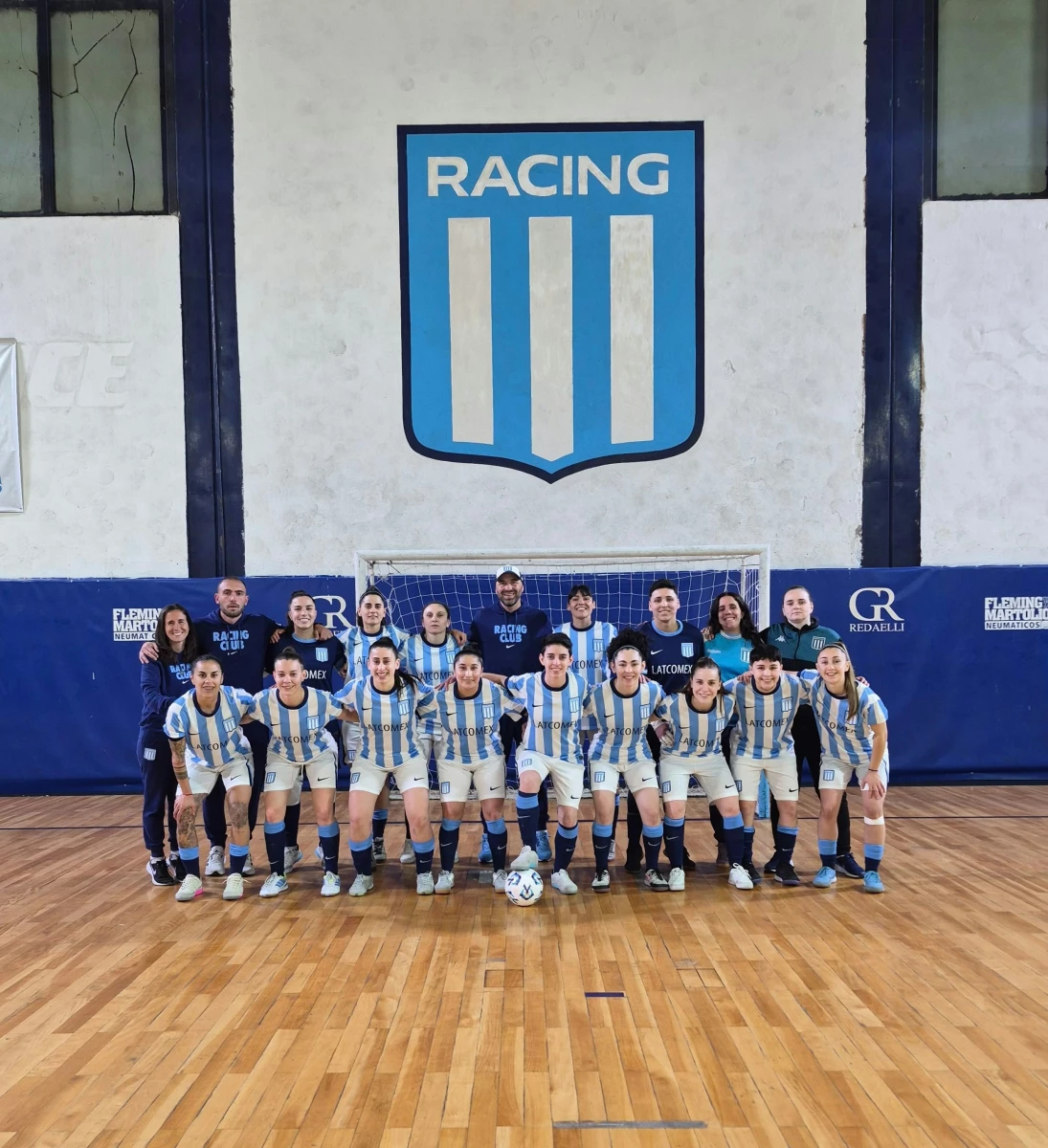 Foto:@FutsalRacingAFA. La Academia rescató un empate 1-1 con Platense en Avellaneda. Sigue arriba con cinco puntos de ventaja sobre All Boys