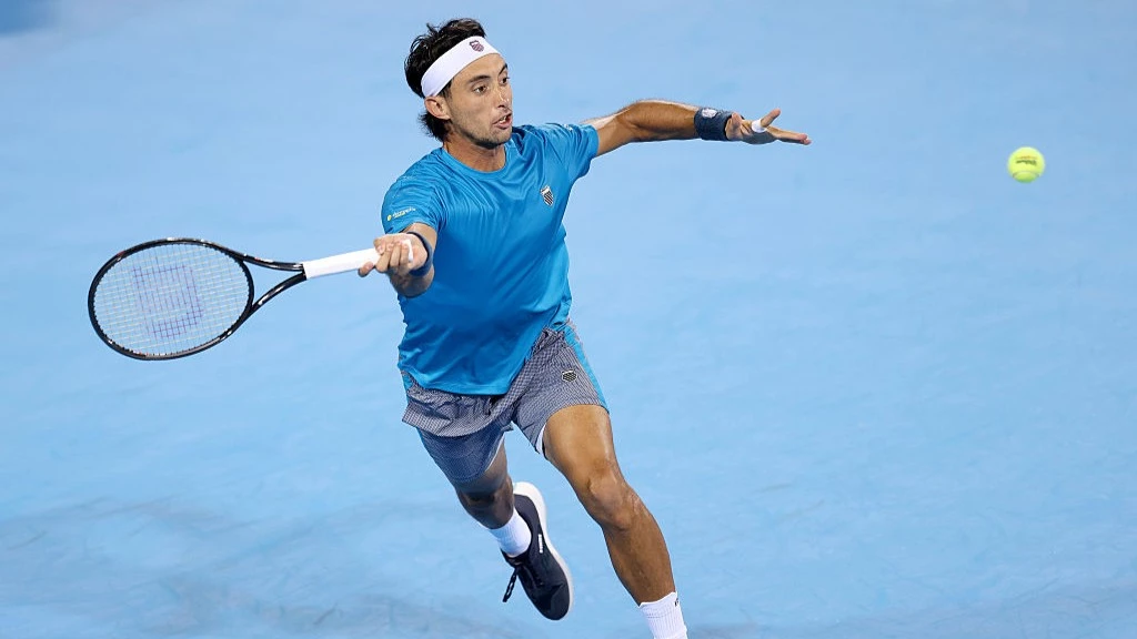 Thiago Agustín Tirante no tuvo un buen debut en el ATP 500 de China, donde cayó en apenas una hora y seis minutos. (Foto: @ChinaOpen)