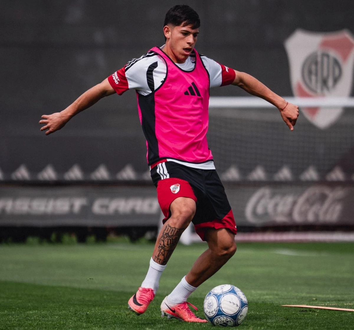 Foto: River. Lautaro Pereyra que con Coudet tuvo chances, es opción para jugar por Almada si no llega al cien para el sábado.&nbsp;
