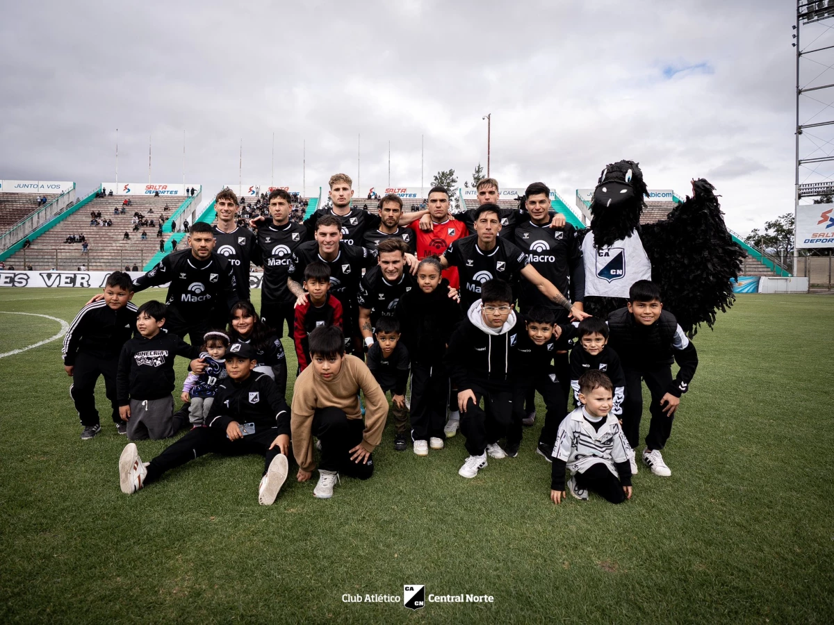 Foto: Prensa Central Norte. El conjunto salteño igualó 1-1 con Ferro y sigue luchando por permanecer en la divisional