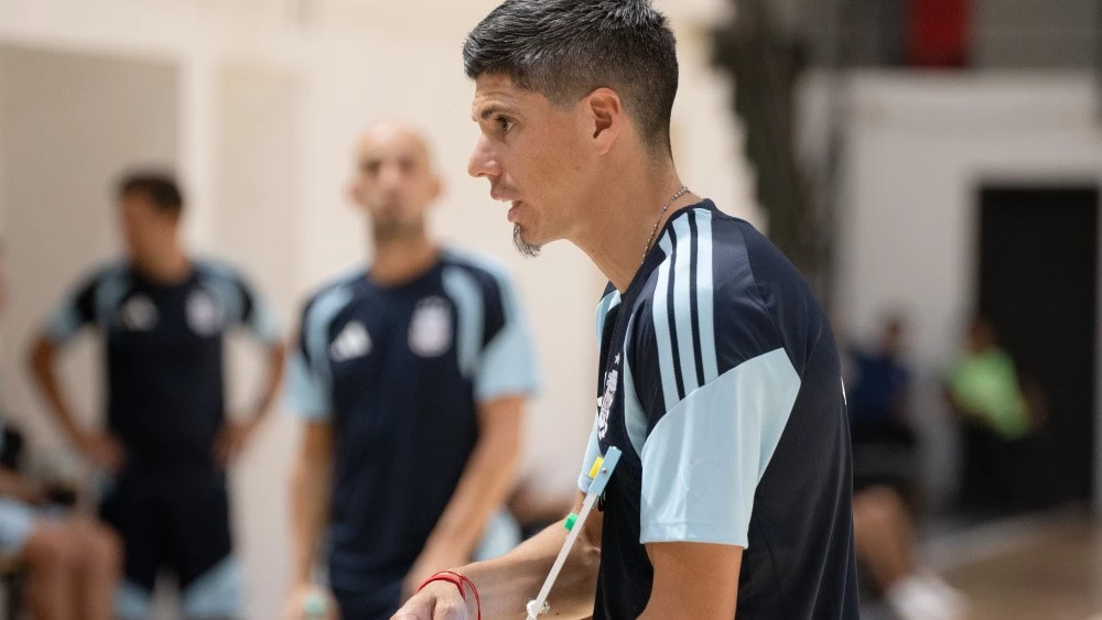 Matías Lucuix presentó un nuevo plantel para este desafío. Foto: Prensa AFA.