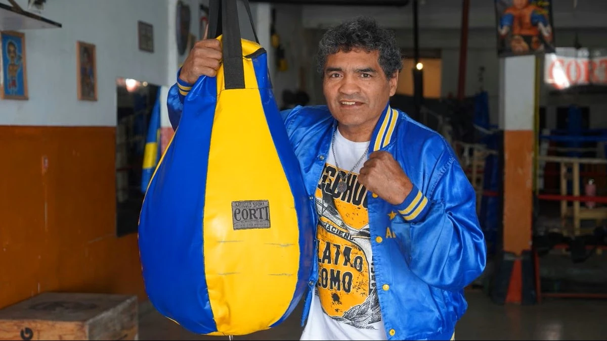 Jorge “Locomotora” Castro y sus dos grandes pasiones: el boxeo y los colores de Boca Juniors.