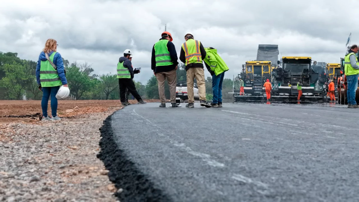 Los ensayos se desarrollan sobre un tramo de 120 metros en el sobreancho de la curva 3 | Foto: Prensa GCBA